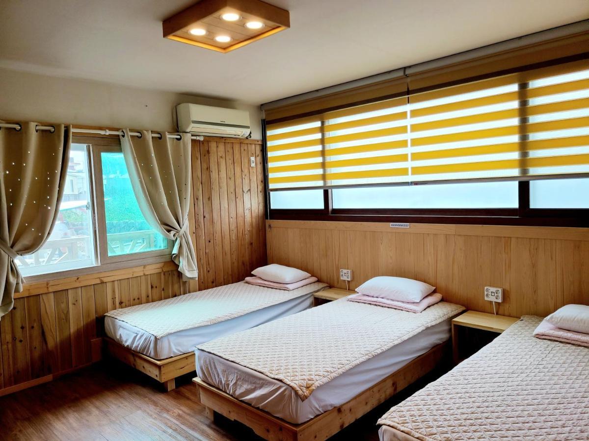 Galeum Guesthouse Seogwipo Extérieur photo