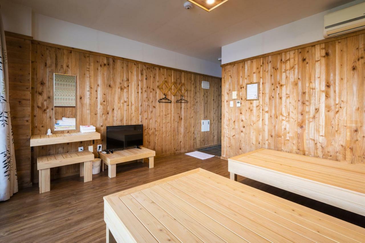 Galeum Guesthouse Seogwipo Extérieur photo